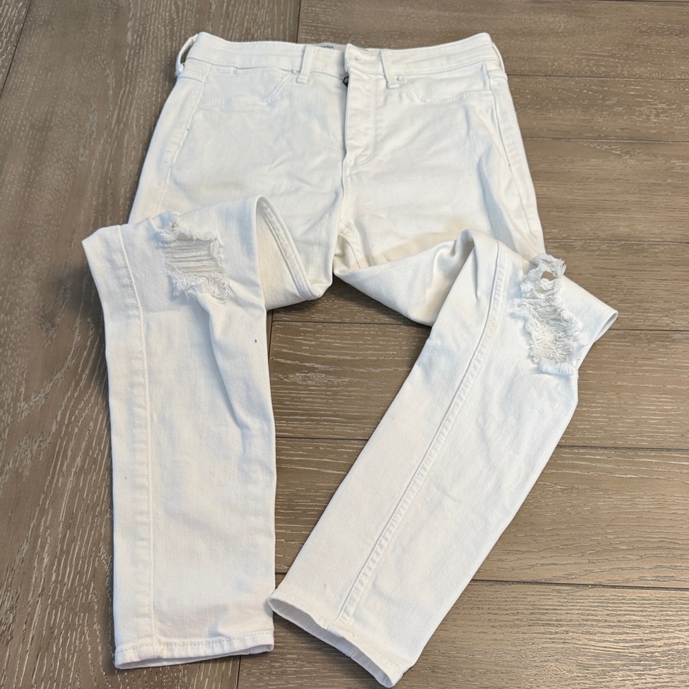 Abercrombie & Fitch White Skinny Jeans